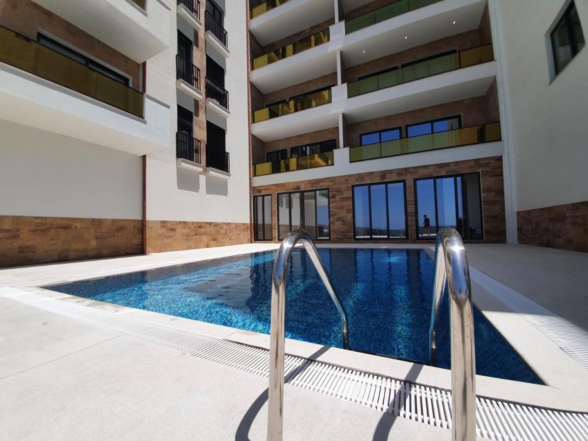 Deluxe Apartment-Swimming Pool Саранда Экстерьер фото
